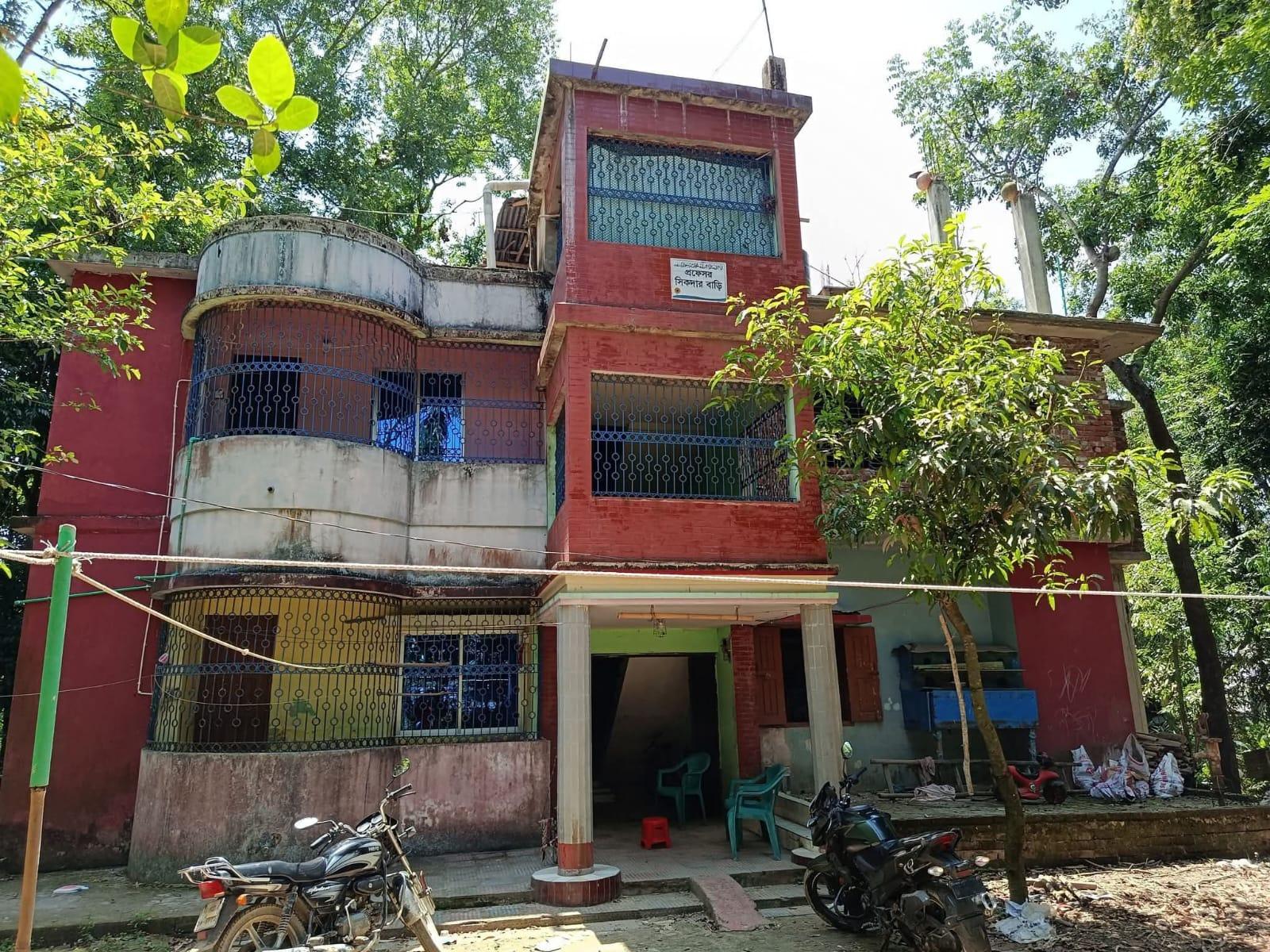 চকরিয়ায় দুর্ধর্ষ ডাকাতি, নগদ অর্থ ও স্বর্ণালঙ্কার লুট ২০লক্ষ টাকার