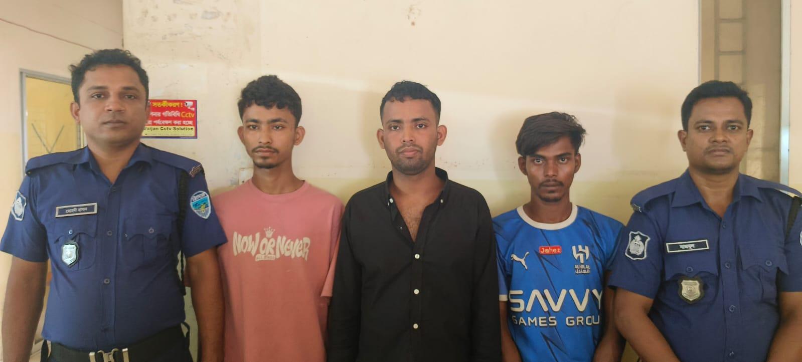 মাতামুহুরী উপজেলায় ডাকাতিকালে মা-মেয়েকে গণধর্ষণের ঘটনায় মামলা দায়ের
